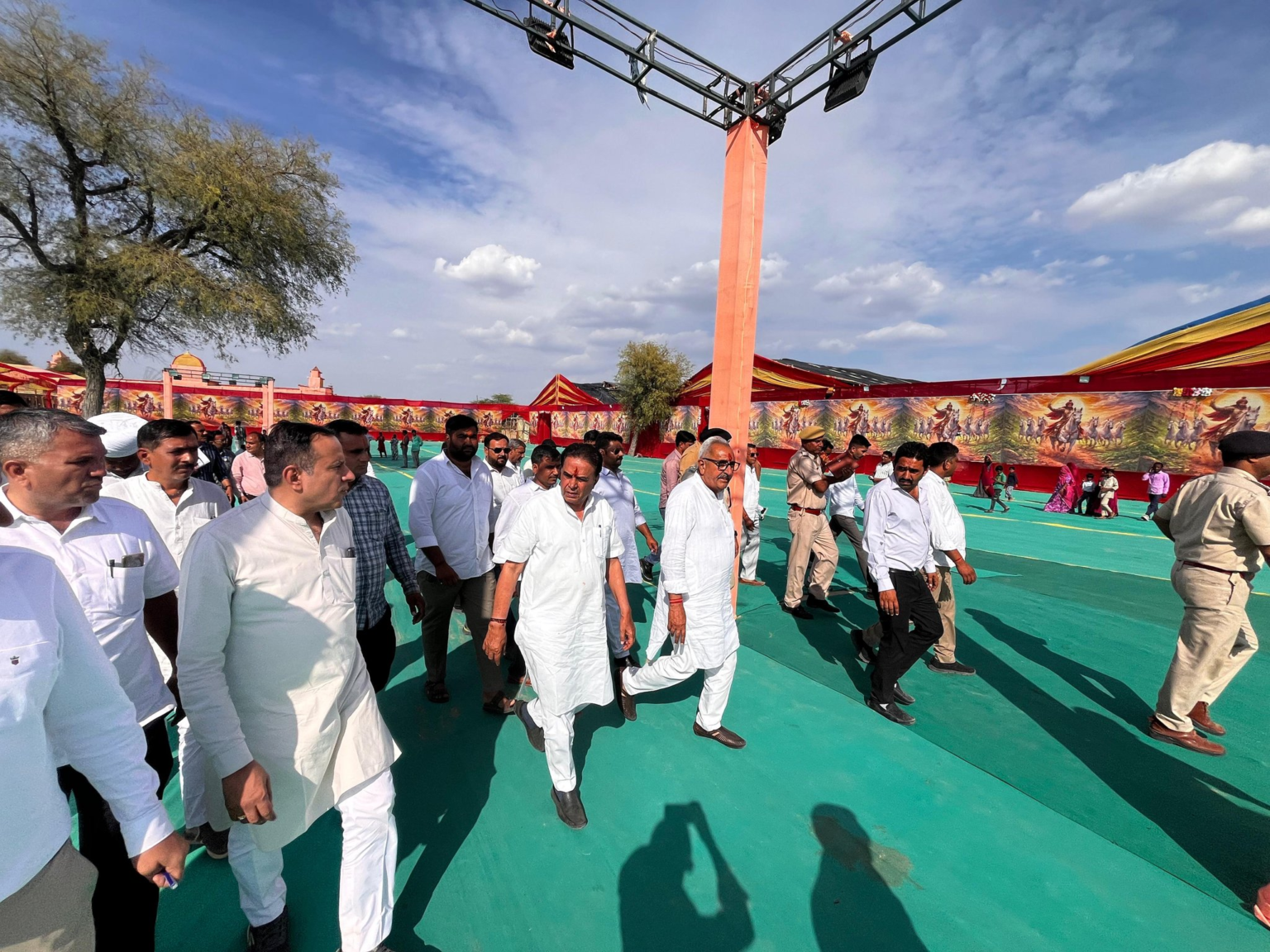 मुख्यमंत्री के कनाना आगमन की तैयारियां तेज, व्यवस्थाओं का लिया जायजा, कल से तीन दिवसीय महायज्ञ शुरू 7 Balotra News Photo