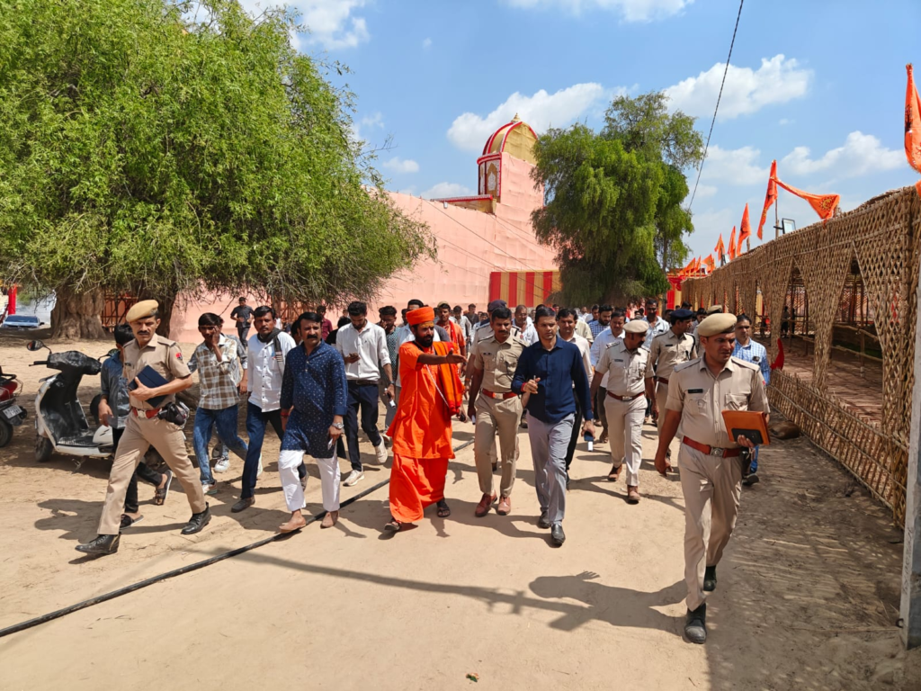 मुख्यमंत्री के कनाना आगमन की तैयारियां तेज, व्यवस्थाओं का लिया जायजा, कल से तीन दिवसीय महायज्ञ शुरू 8 Balotra News Photo